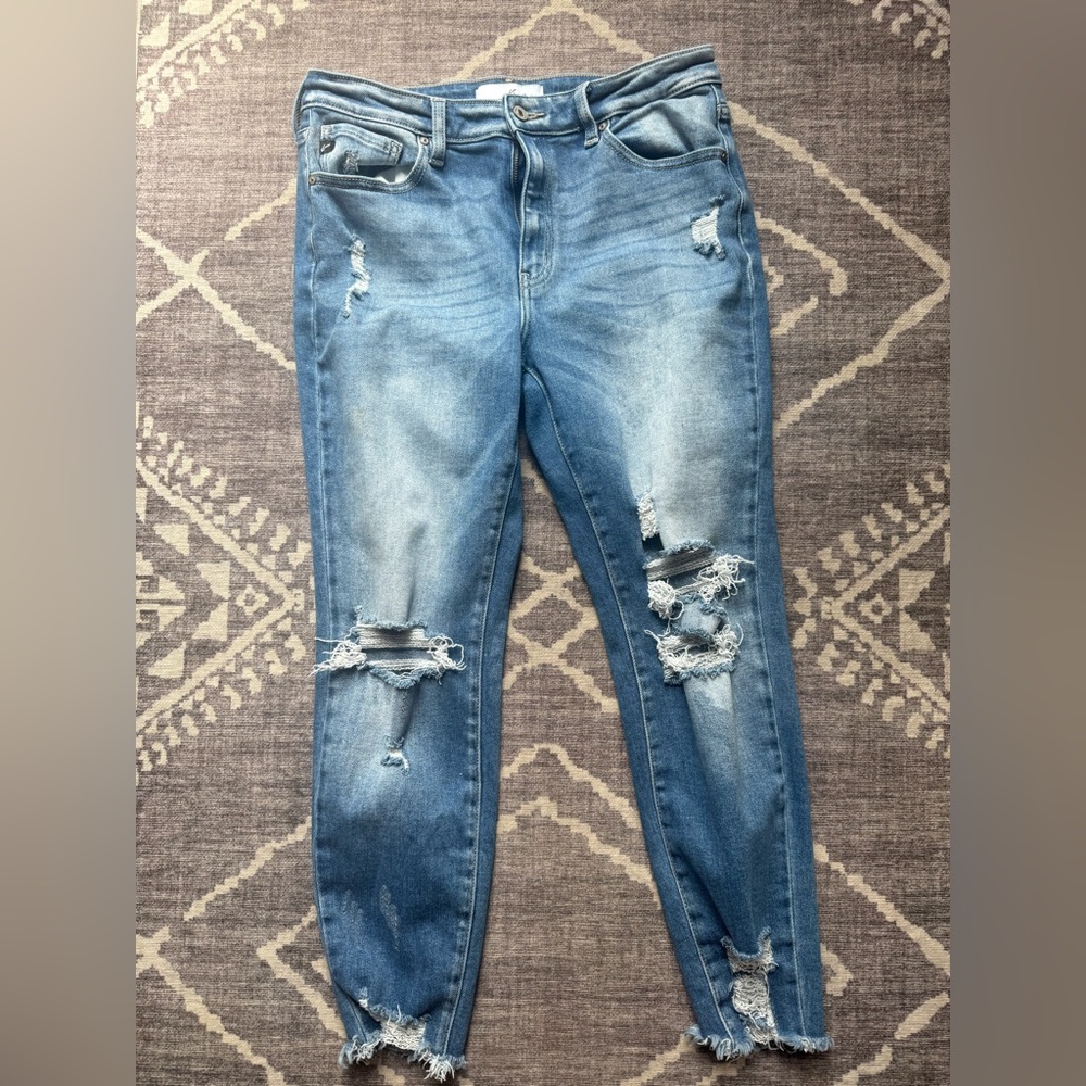 KanCan High Rise Distressed Skinny Jean